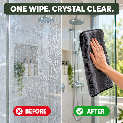 Before and after: shower glass cleaned crystal-clear with QuokkaCloth
